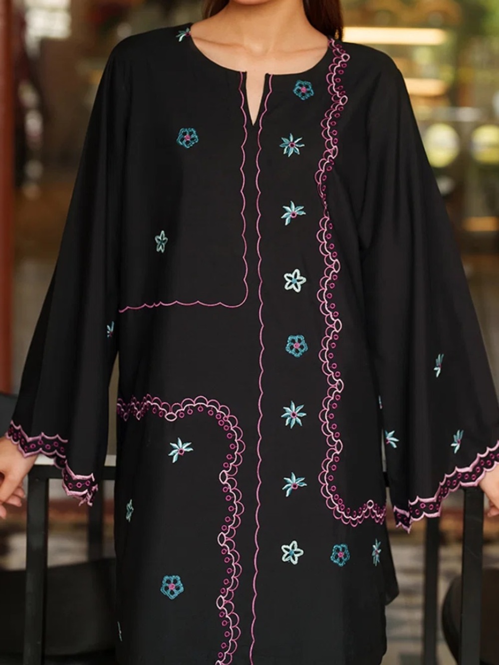 Pakistani Indian Women’s Black 2-Piece Premium Blend Fabric